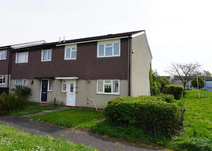Entire 3 Bed Home In Basildon Sleeps Up To 6